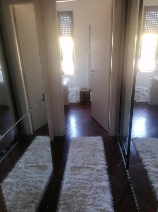 Two-room - 10 Min Walk From Isola Mailand
